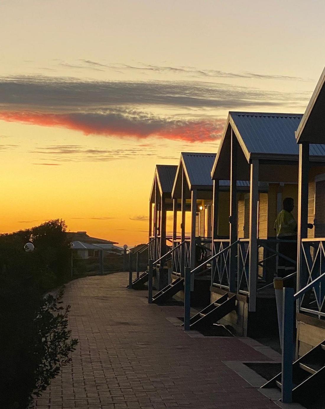 Готель Dongara Tourist Park Port Denison Екстер'єр фото