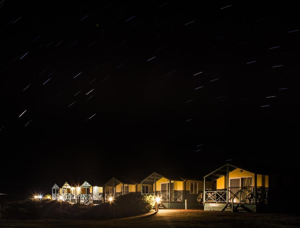 Готель Dongara Tourist Park Port Denison Екстер'єр фото