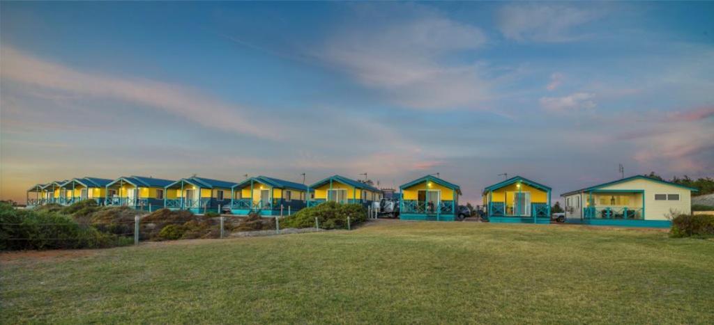 Готель Dongara Tourist Park Port Denison Екстер'єр фото